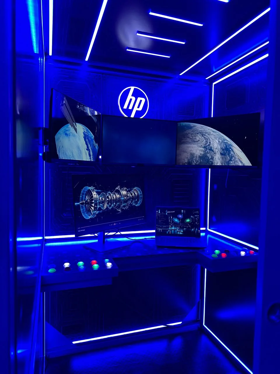 Demostración de workstations HP y aplicaciones de análisis durante el evento